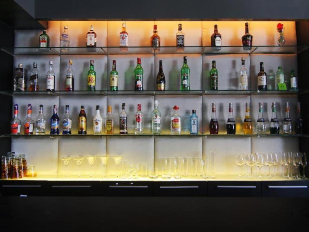 素坤逸路13号埃斯皮拉西普提克酒店 曼谷 外观 照片